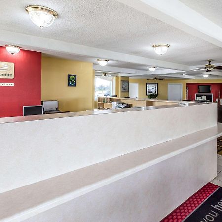 拜伦伊克诺拉奇旅馆酒店 外观 照片